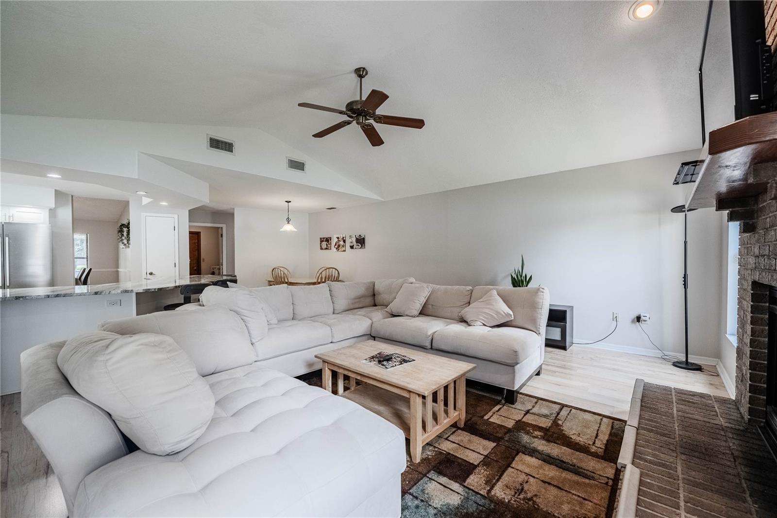 BUCKINGHAM - Residential