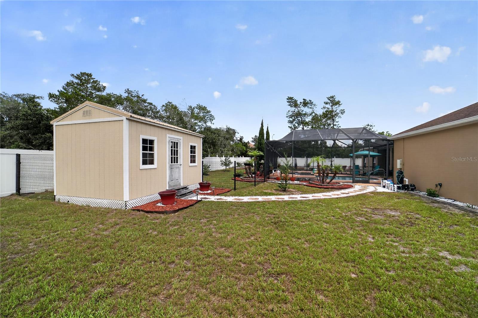 OCALA WATERWAY ESTATE - Residential