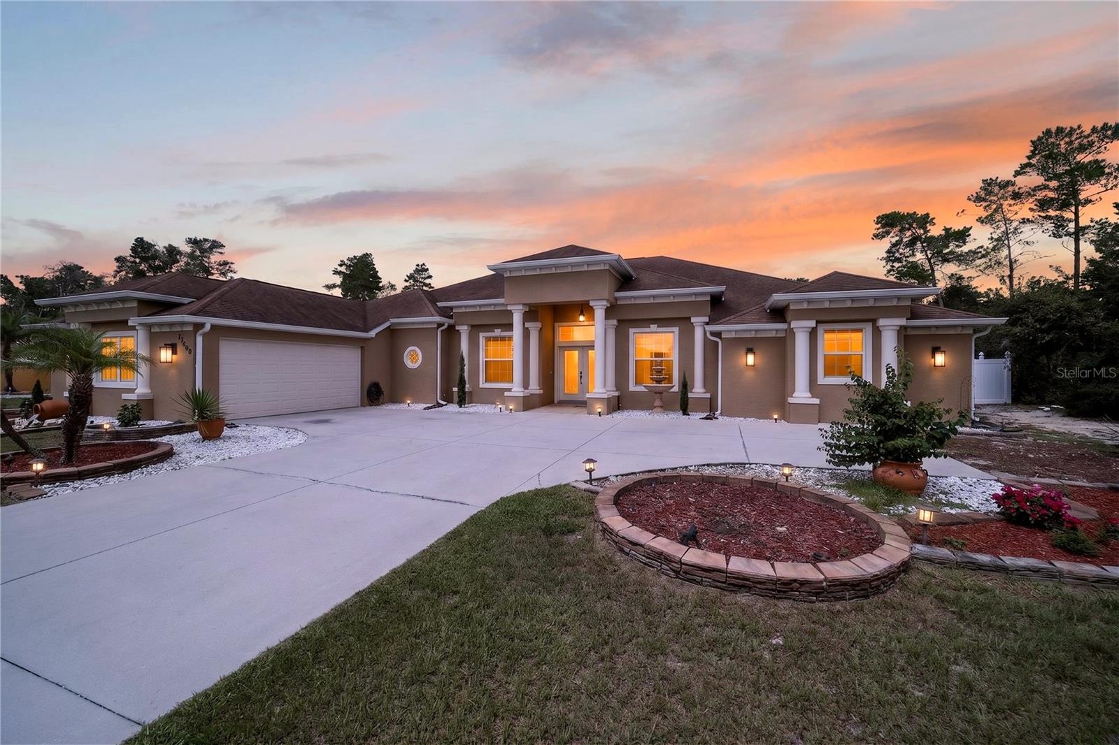 OCALA WATERWAY ESTATE - Residential
