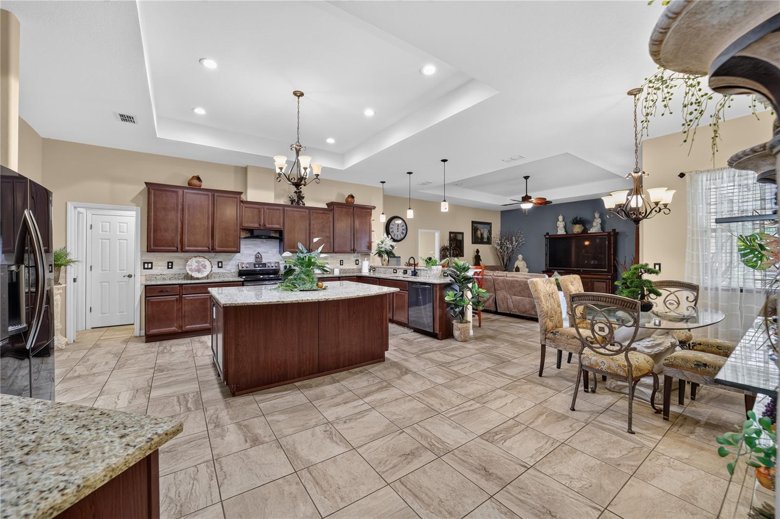 OCALA WATERWAY ESTATE - Residential