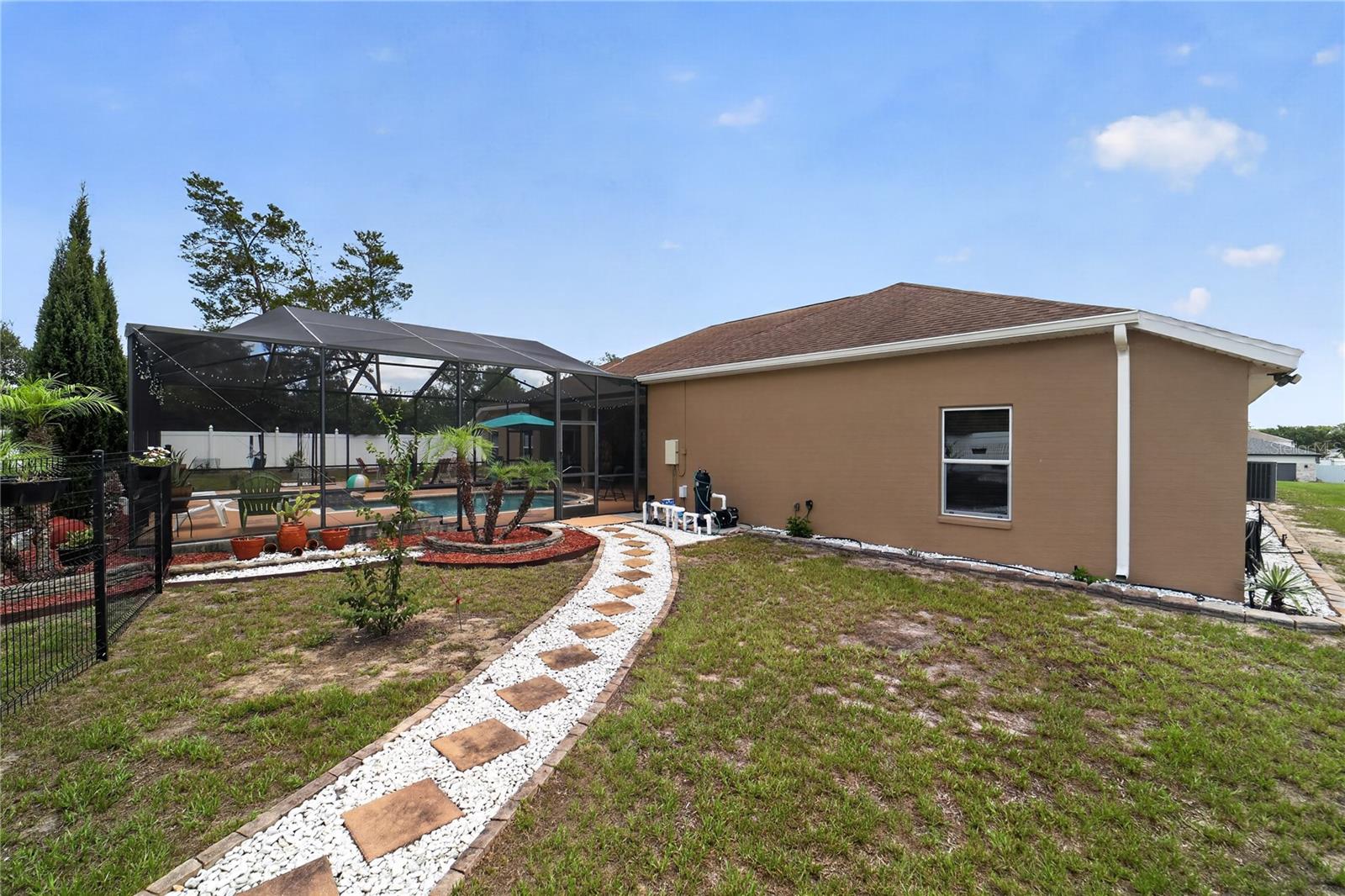 OCALA WATERWAY ESTATE - Residential