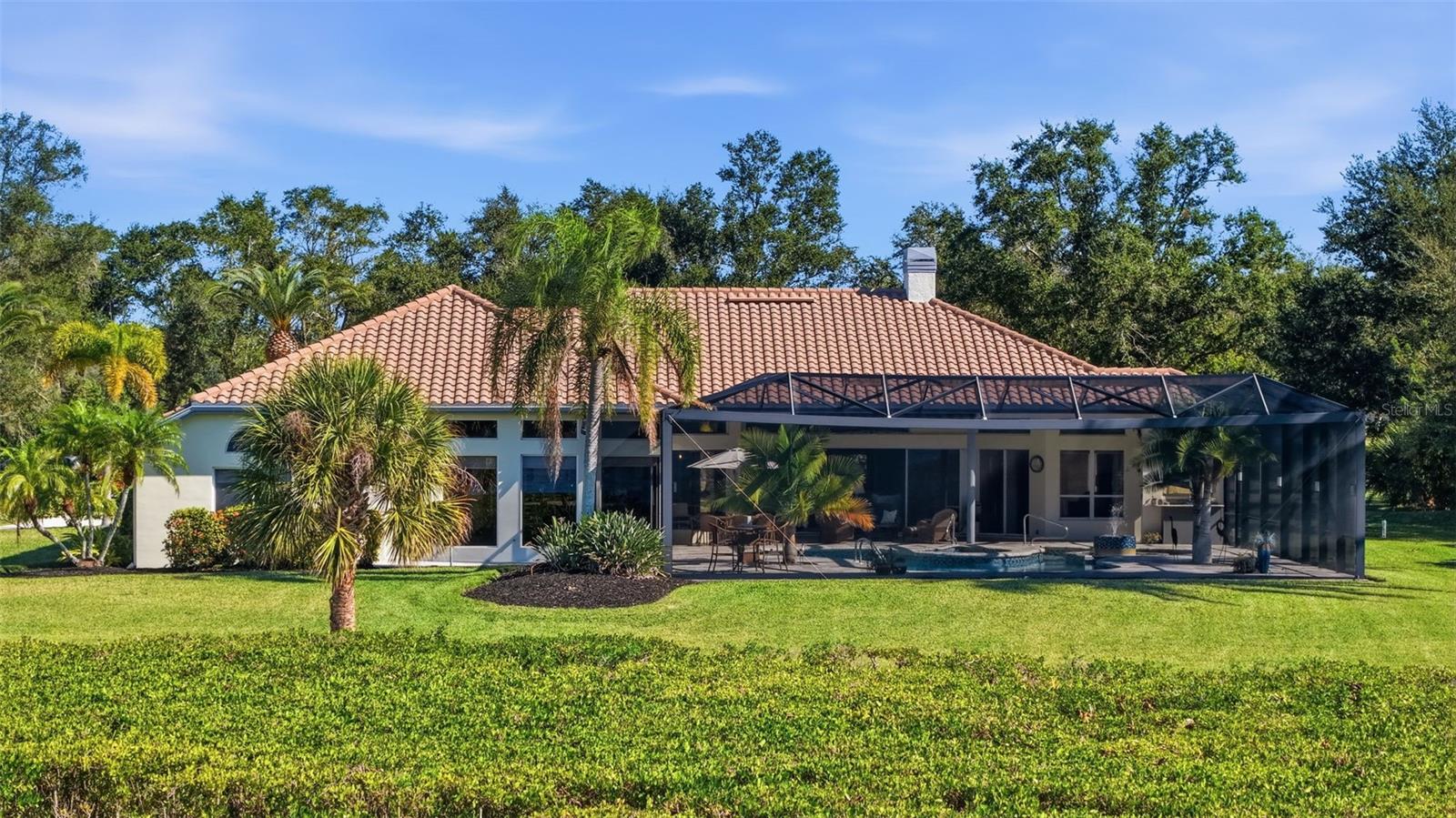 RIVERWOOD - Residential