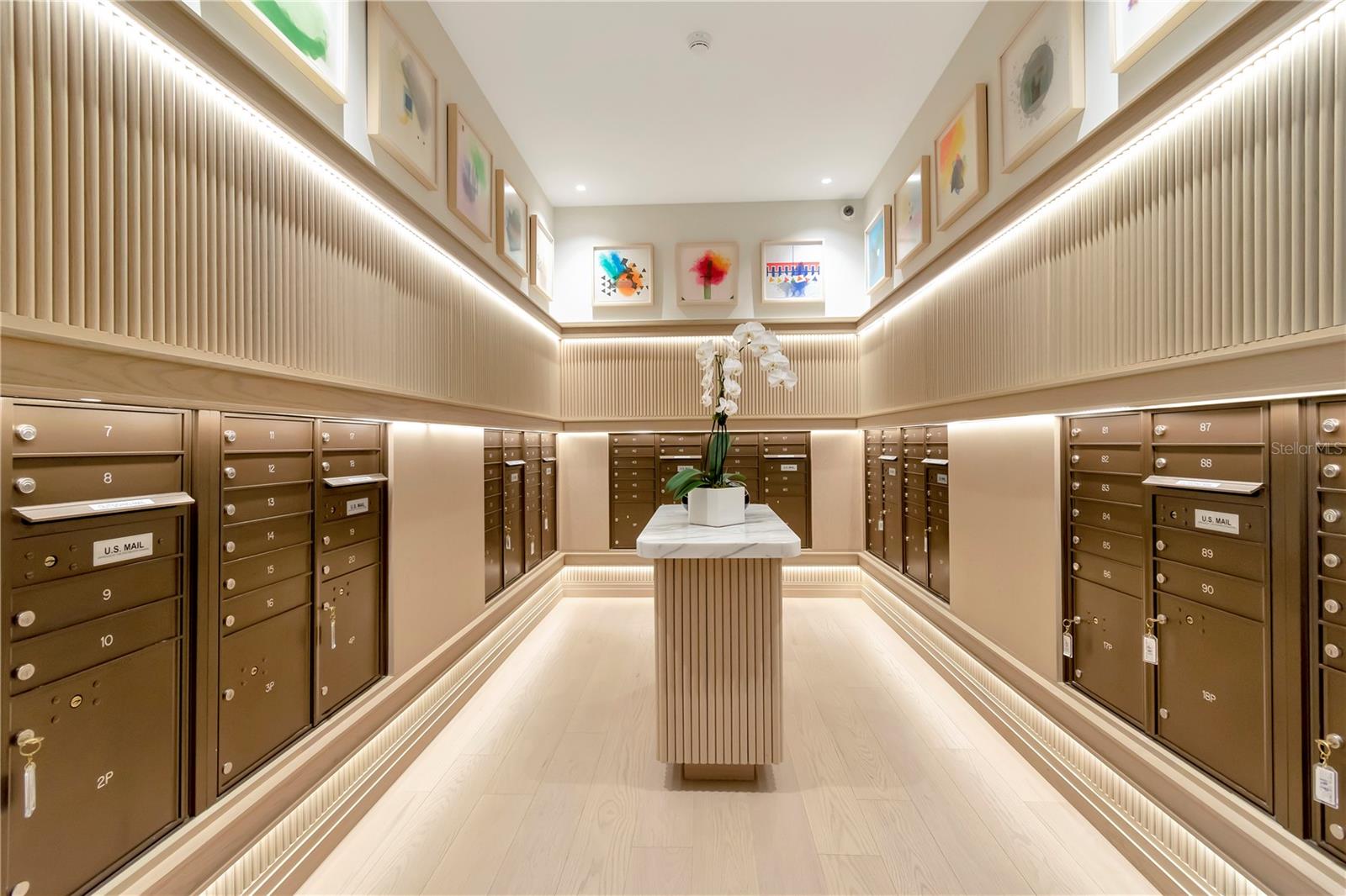 RITZ-CARLTON RESIDENCES - Residential