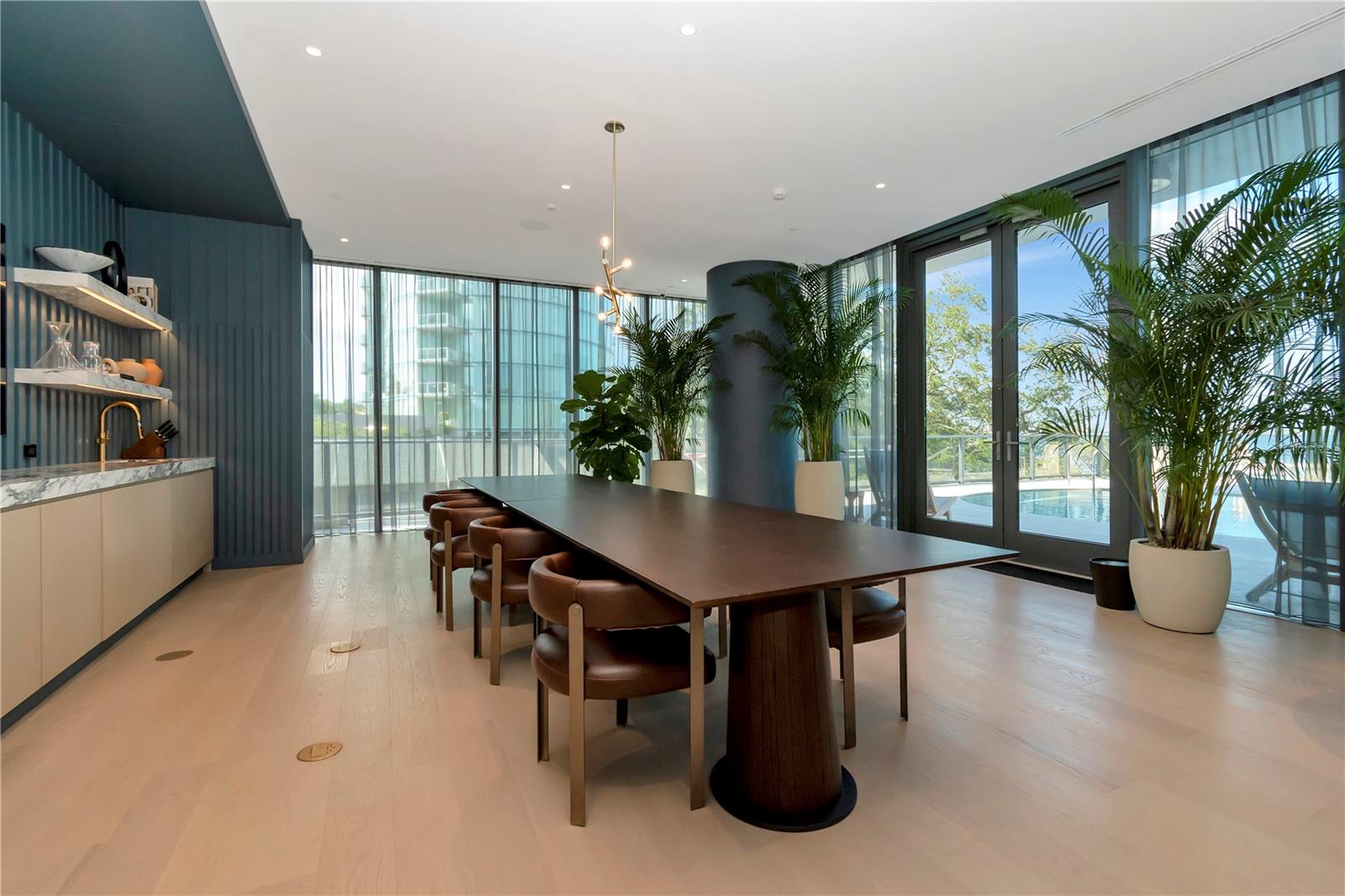 RITZ-CARLTON RESIDENCES - Residential