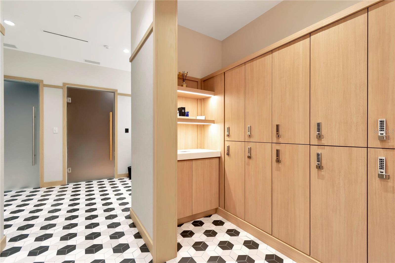 RITZ-CARLTON RESIDENCES - Residential
