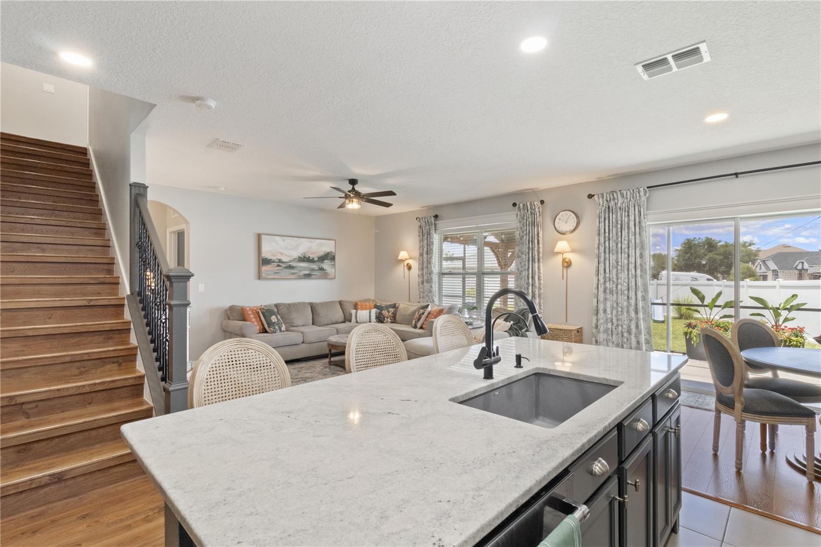 LAKE CUMMINGS ESTATES - Residential