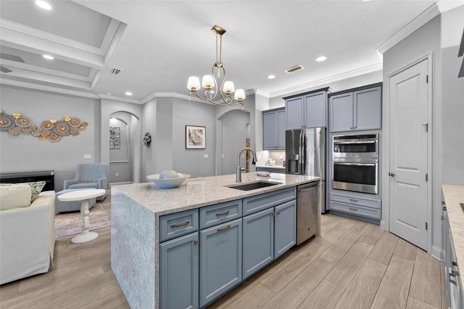 STONEY CREEK - Residential