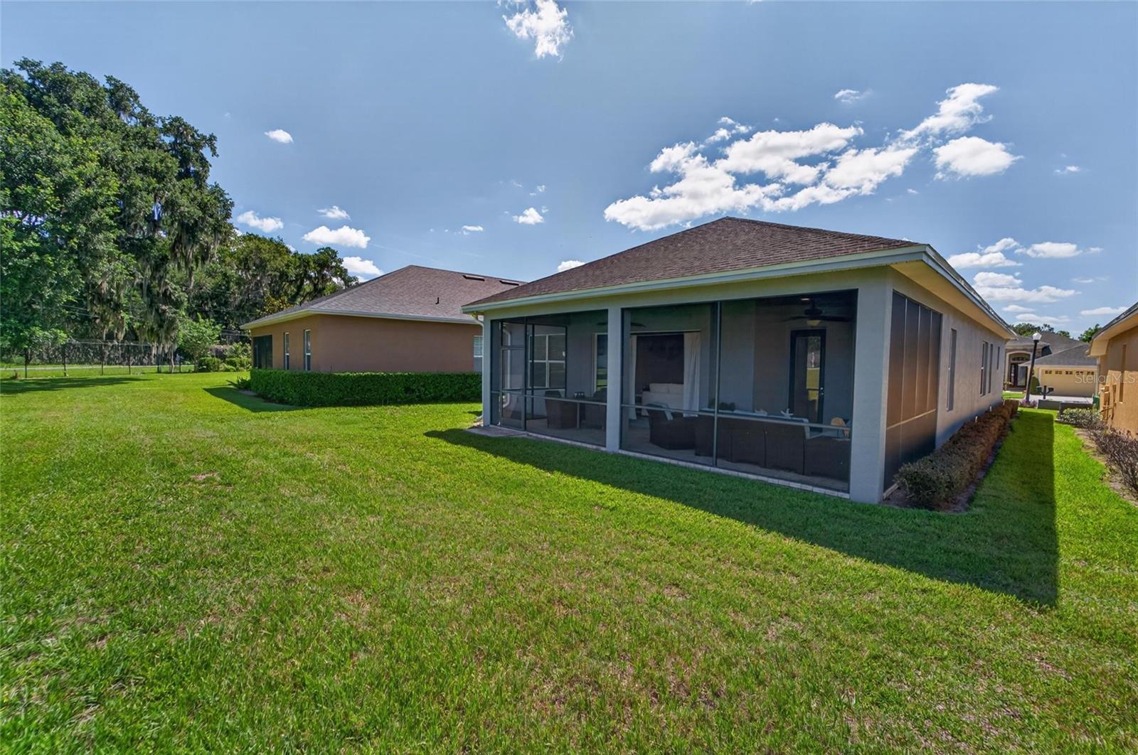 STONEY CREEK - Residential