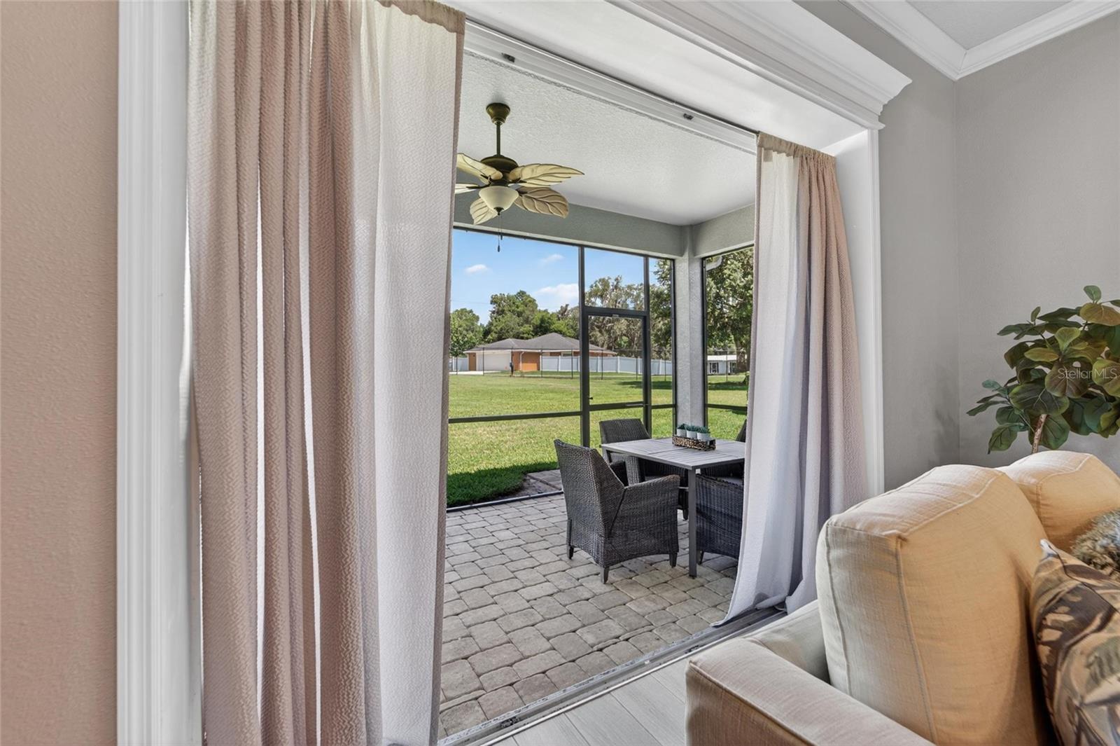 STONEY CREEK - Residential
