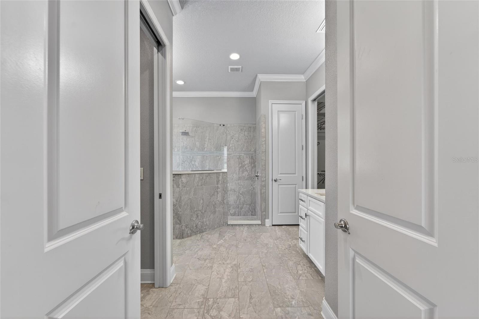 STONEY CREEK - Residential