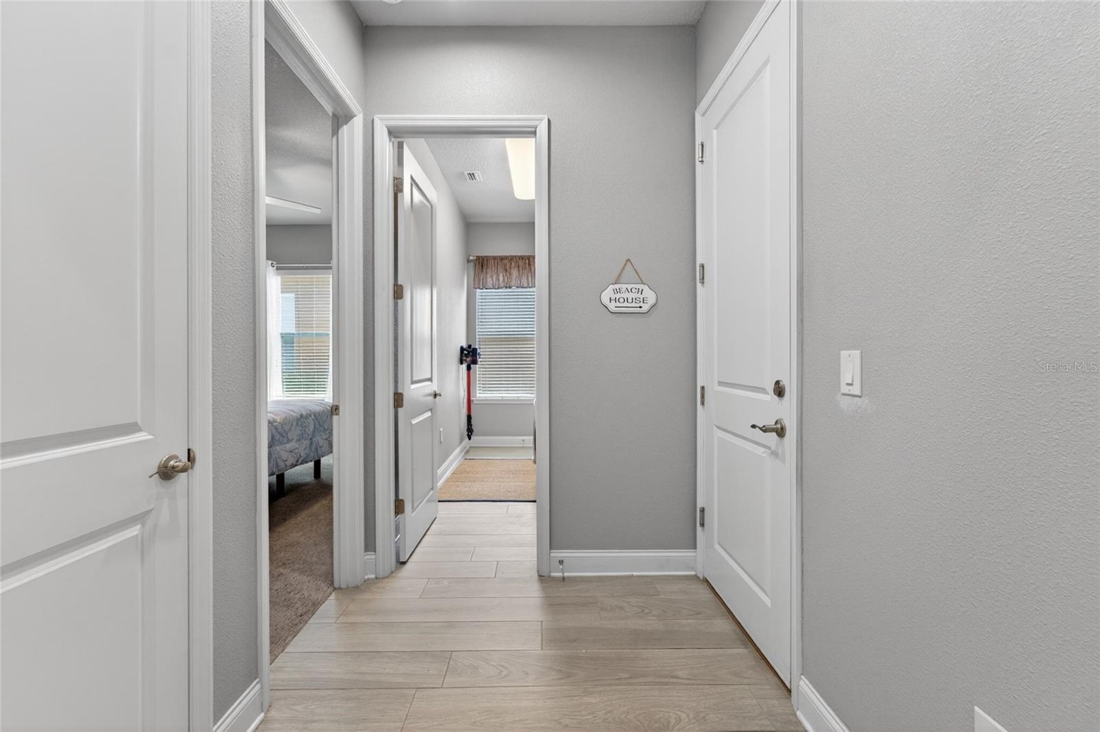 STONEY CREEK - Residential