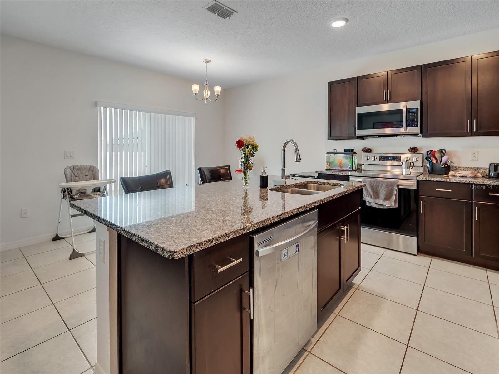 POINCIANA NEIGHBORHOOD 6 VILLAGE 7 PB 61 PGS 29/52 - Residential