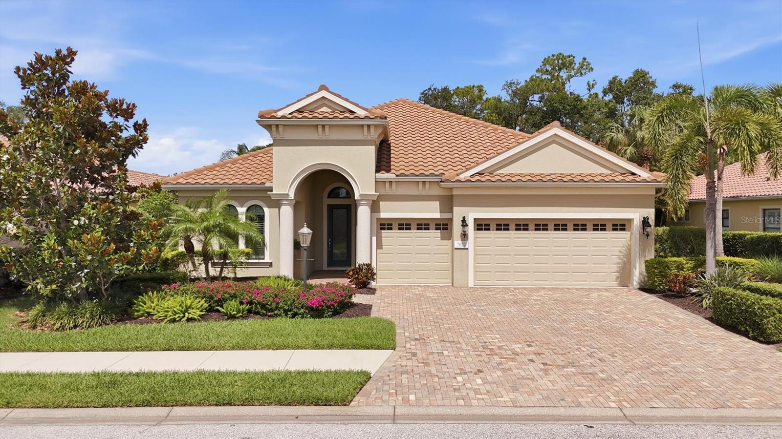 LAKEWOOD RANCH COUNTRY CLUB VILLAGE EE 2A-2E - Residential