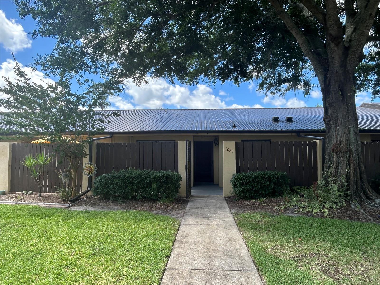 Enjoy the Florida Country Club Lifestyle in this affordable and updated 2 bedroom 2 bath villa.
Recent updates include new luxury vinyl flooring, new dishwasher and new microwave.
MOVE IN CONDITION.
The country club amenities include access to the clubhouse with bar and grill, jr. Olympic swimming pool and pickleball/tennis courts. The championship 18 hole golf course is open to the public.
As an added bonus, Publix just opened a brand new location just a mile down the road which is sure to attract other popular businesses.