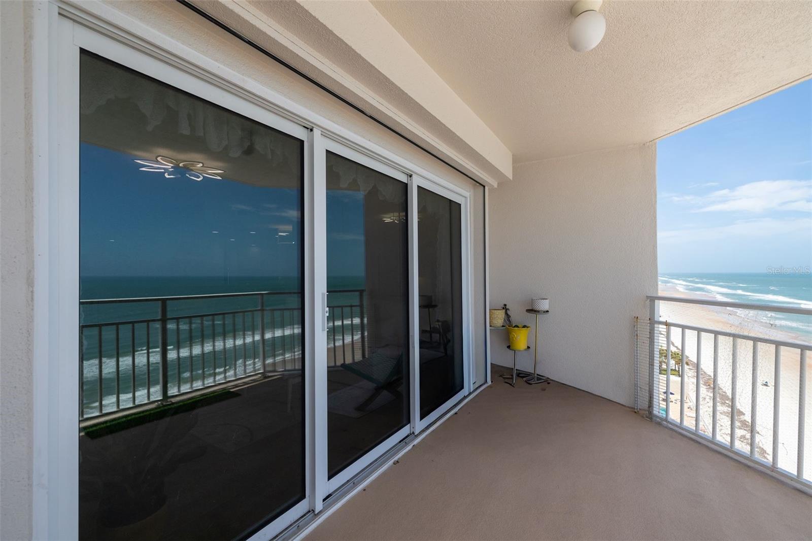 OCEANS 06 CONDO - Residential