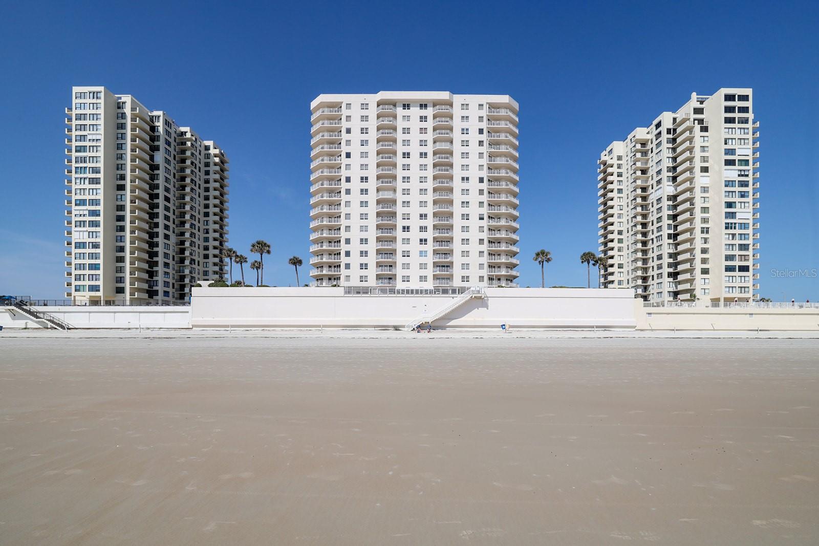 OCEANS 06 CONDO - Residential