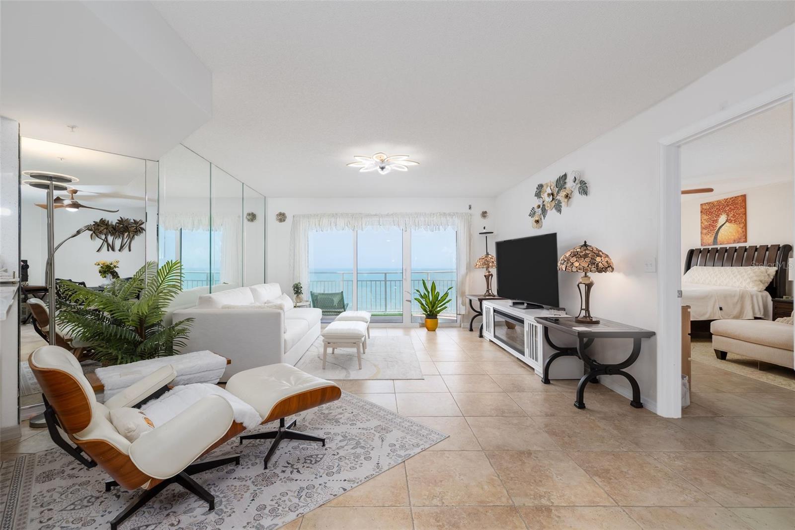 OCEANS 06 CONDO - Residential