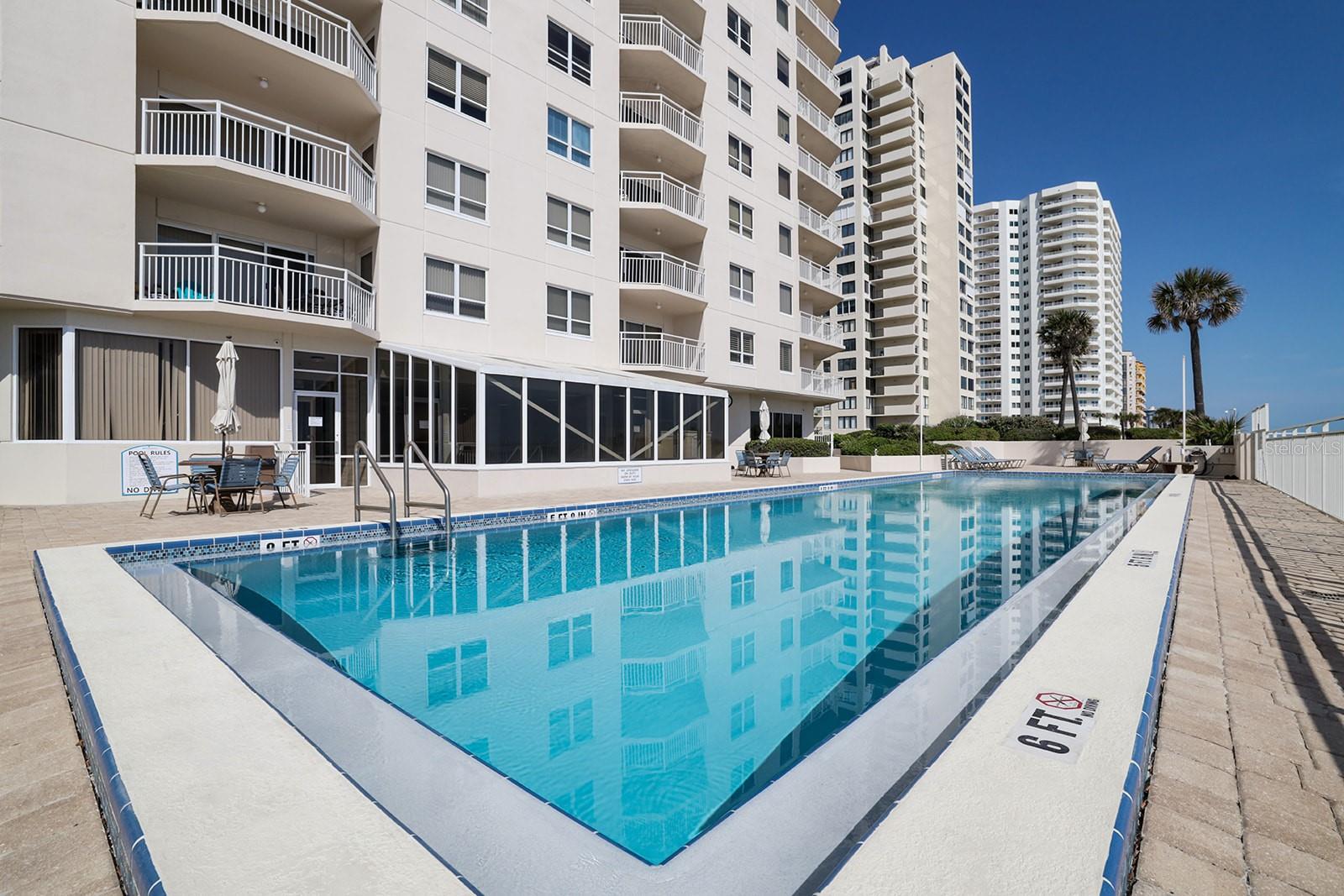 OCEANS 06 CONDO - Residential