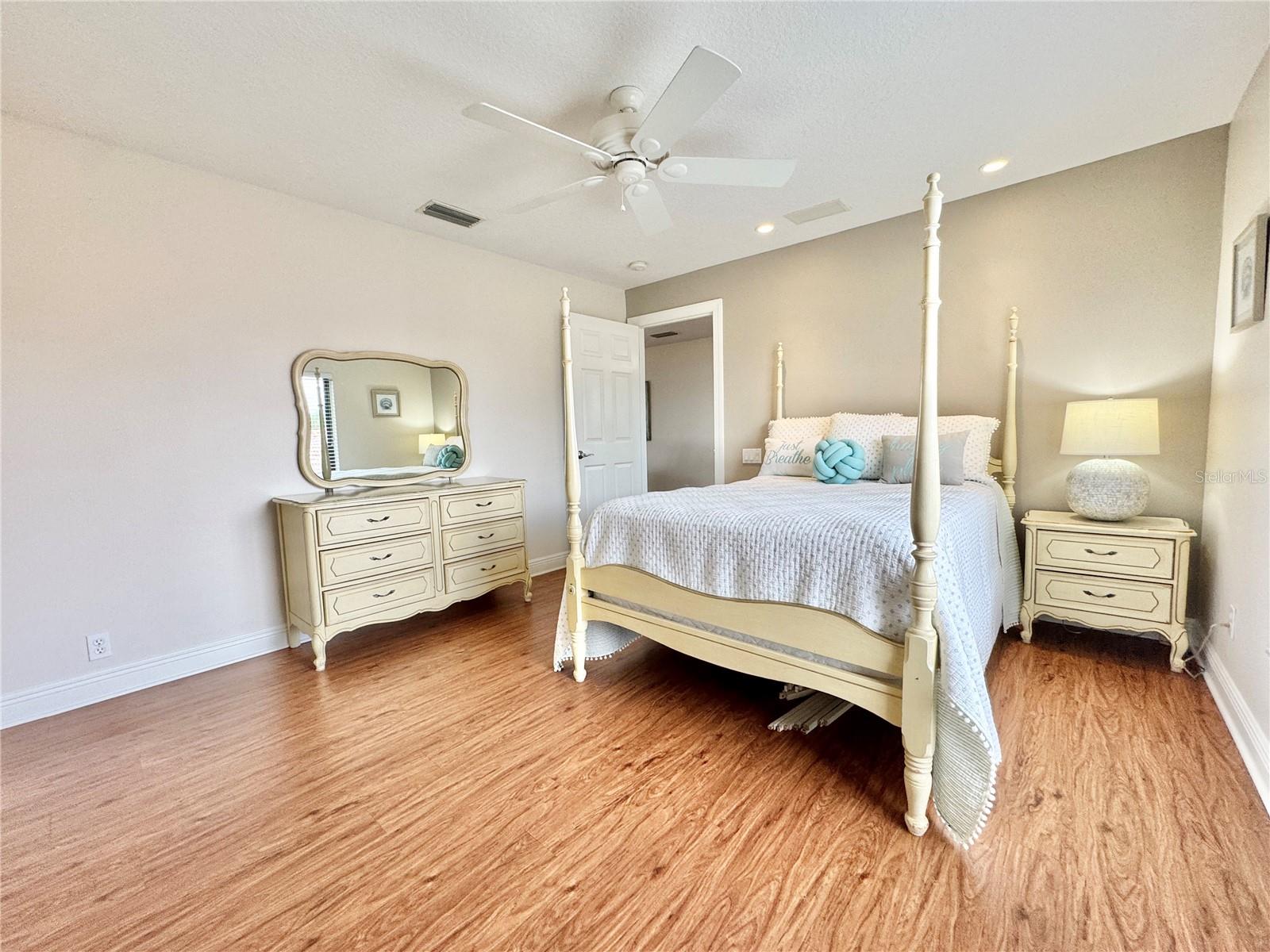 LAKEWOOD RANCH - Residential