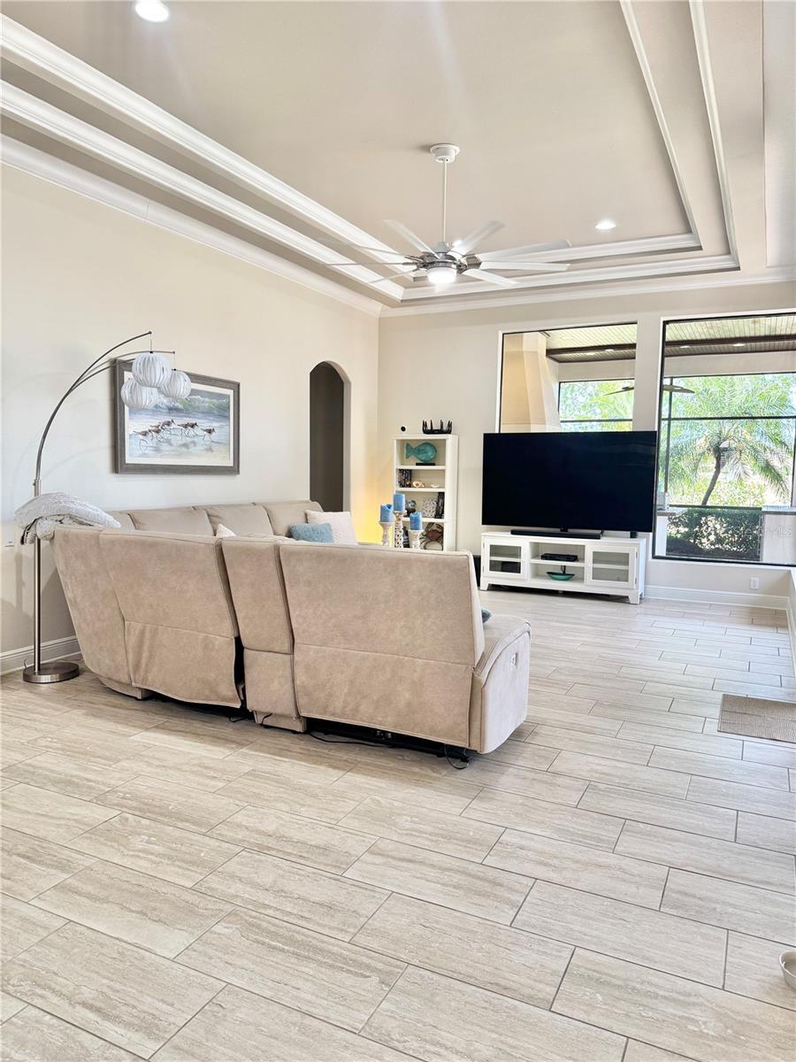 LAKEWOOD RANCH - Residential
