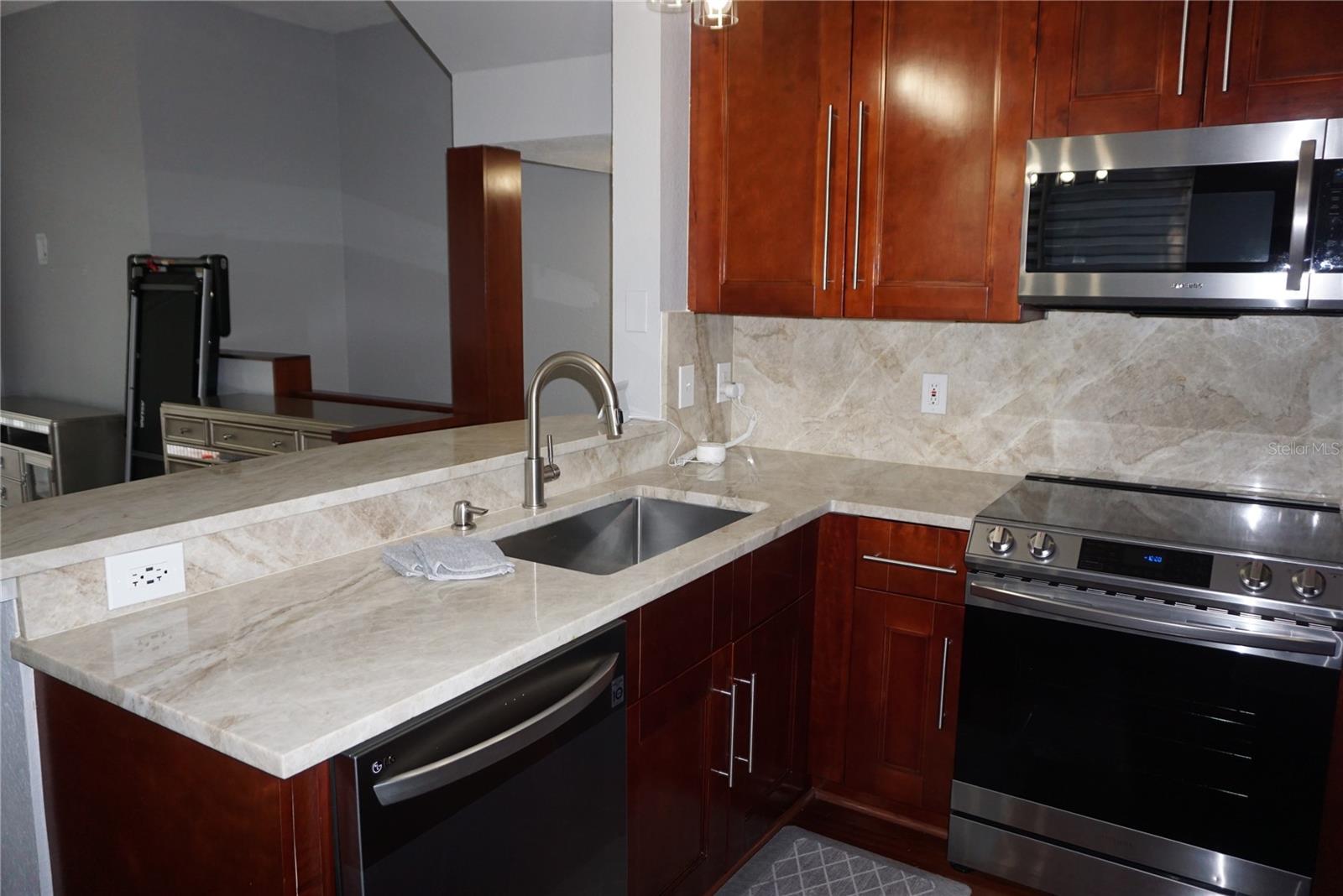 ISLAND PLACE A CONDO - Residential