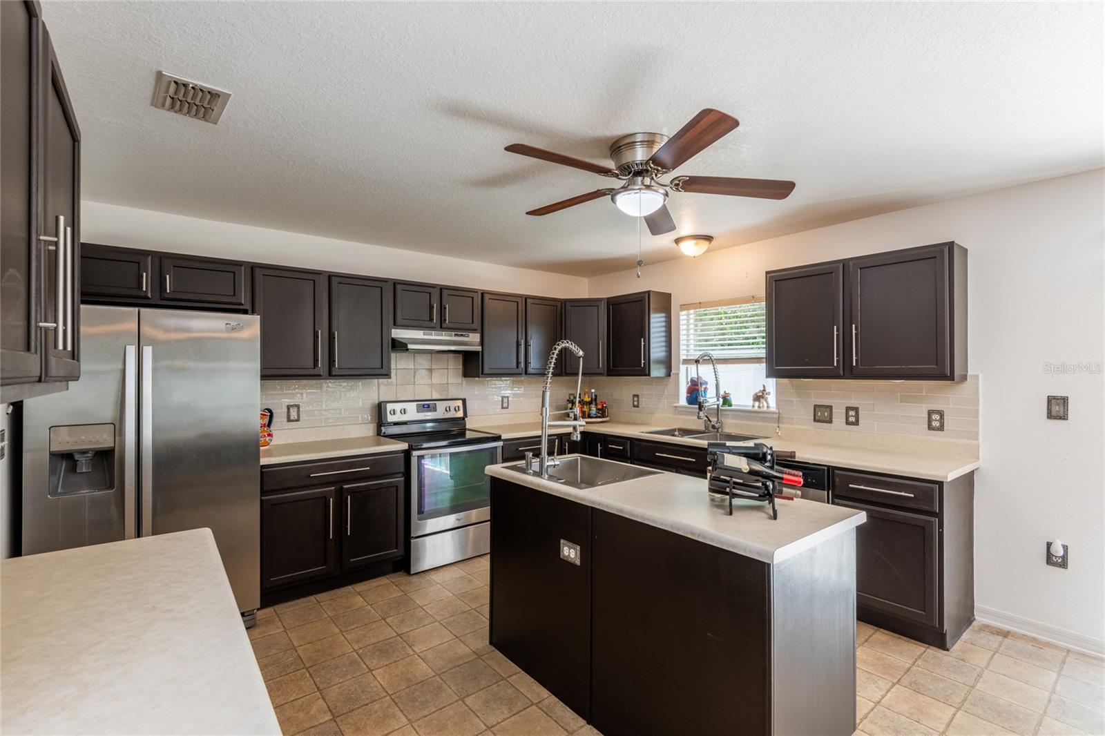 SUNCOAST POINTE VILLAGES 2A 2B & 03 - Residential