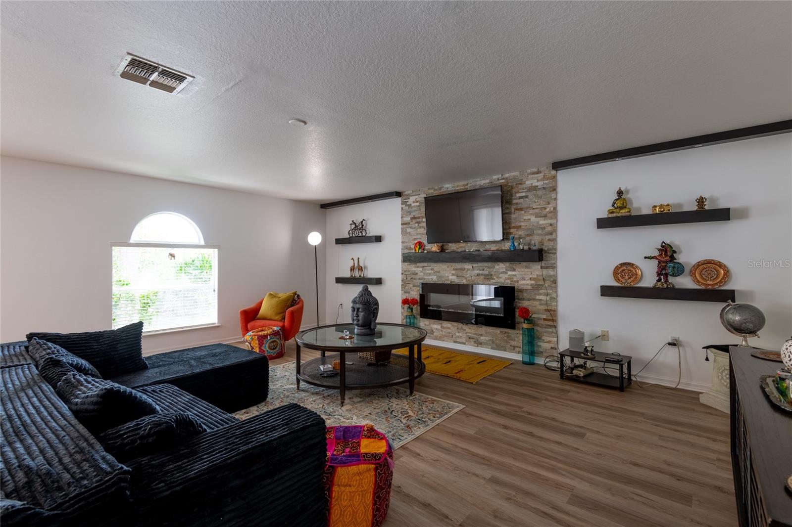 SUNCOAST POINTE VILLAGES 2A 2B & 03 - Residential