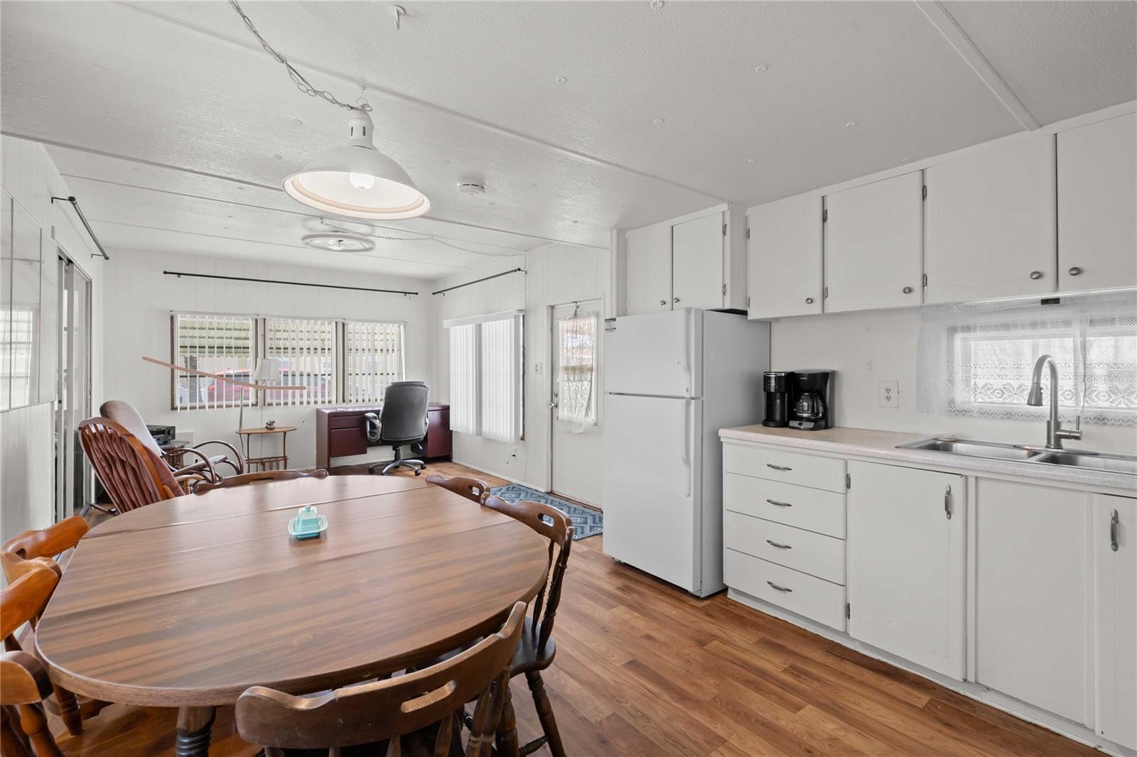 BETMAR ACRES - Residential