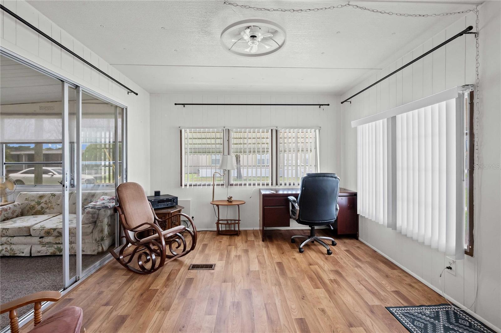 BETMAR ACRES - Residential