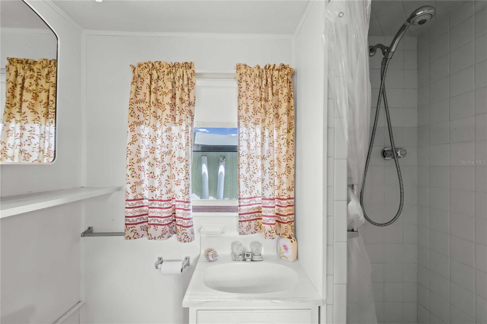 BETMAR ACRES - Residential