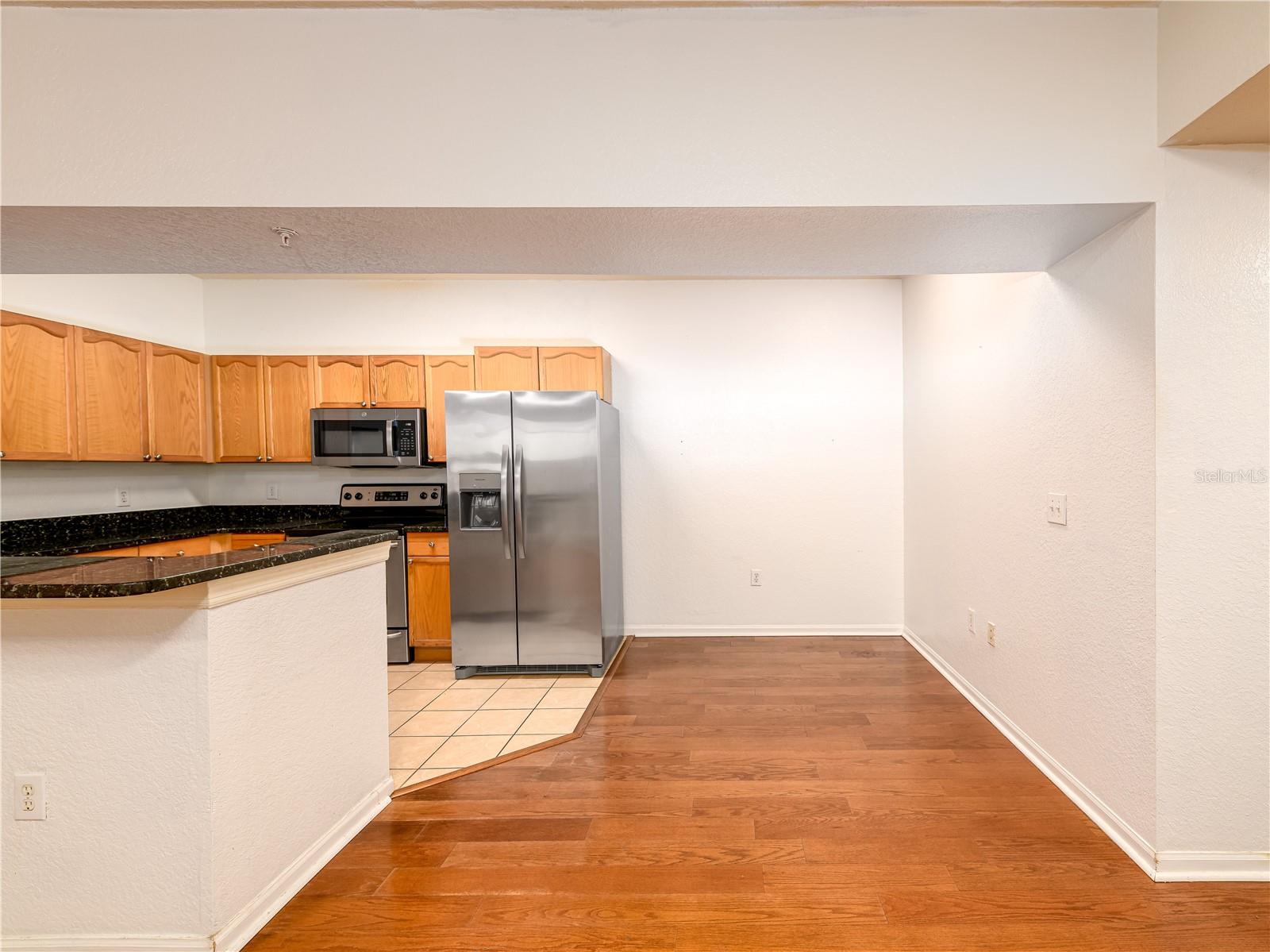 OXFORD PLACE AT TAMPA PALMS A - Residential
