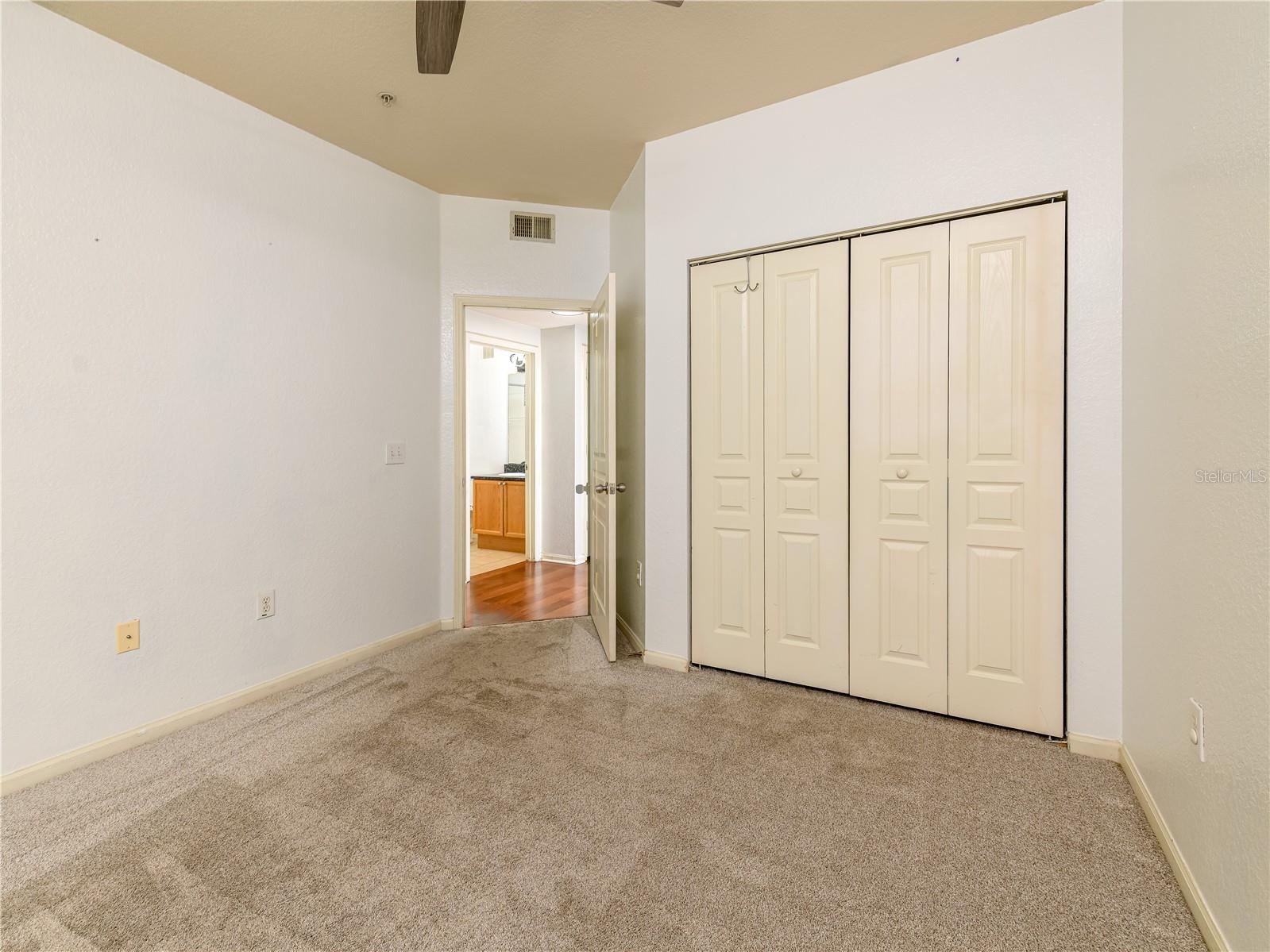OXFORD PLACE AT TAMPA PALMS A - Residential