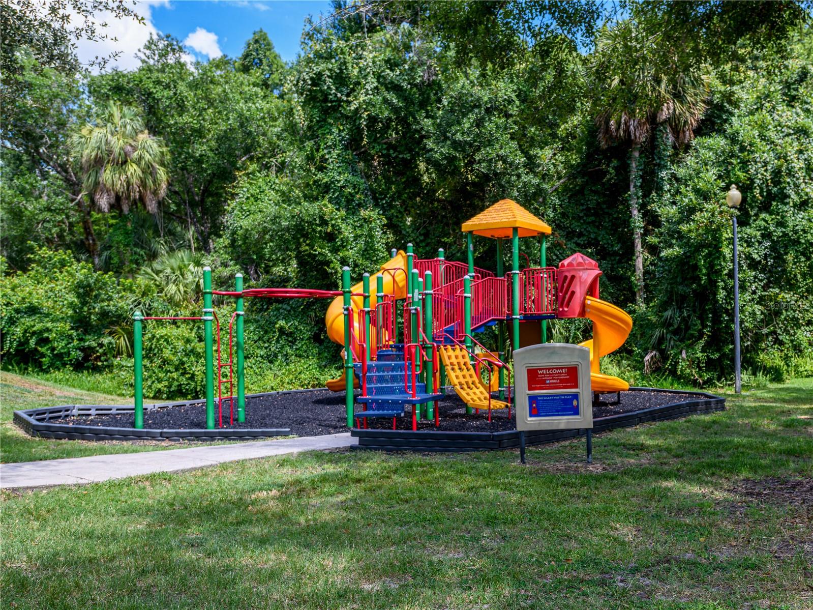 OXFORD PLACE AT TAMPA PALMS A - Residential