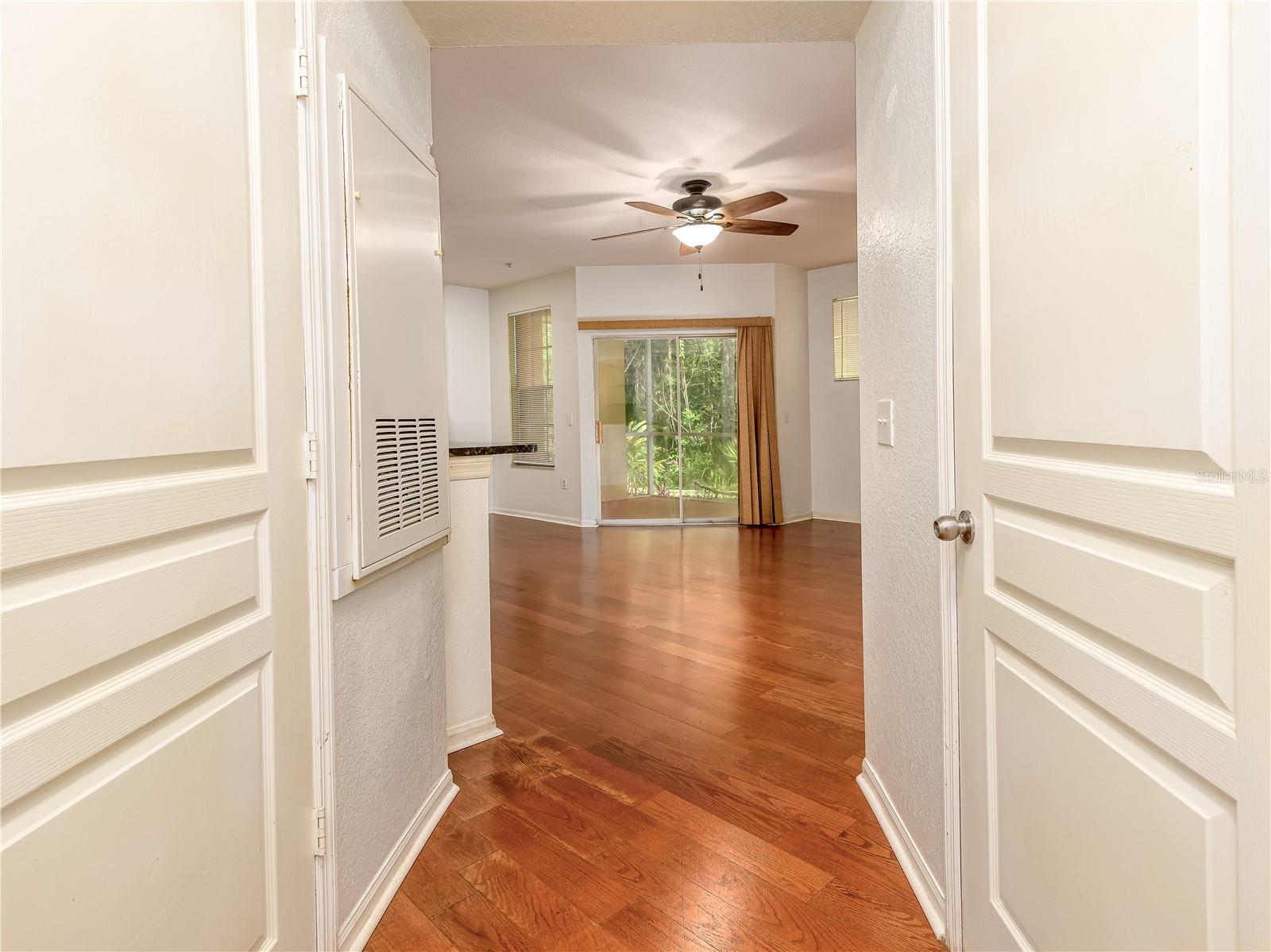 OXFORD PLACE AT TAMPA PALMS A - Residential