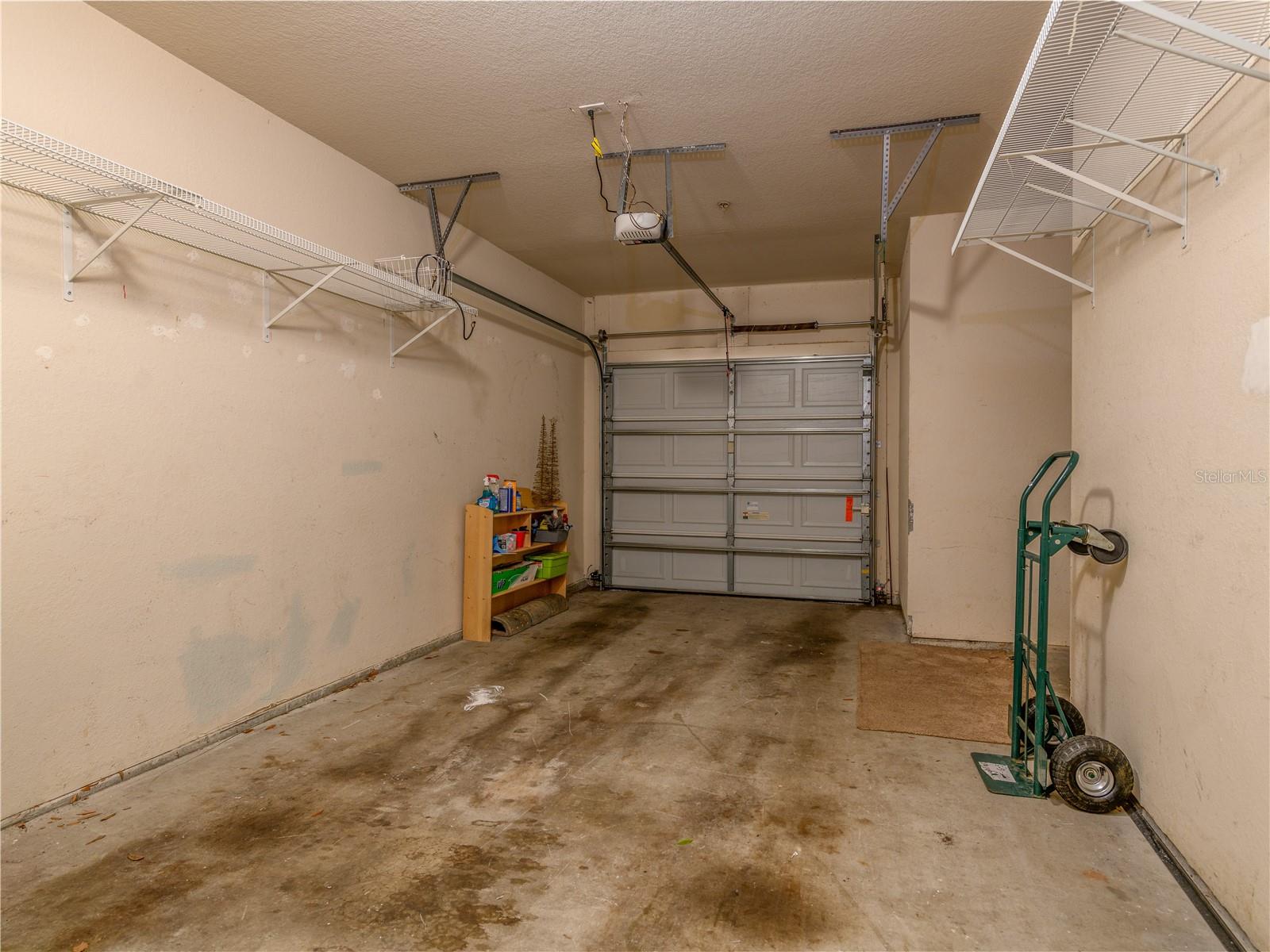 OXFORD PLACE AT TAMPA PALMS A - Residential