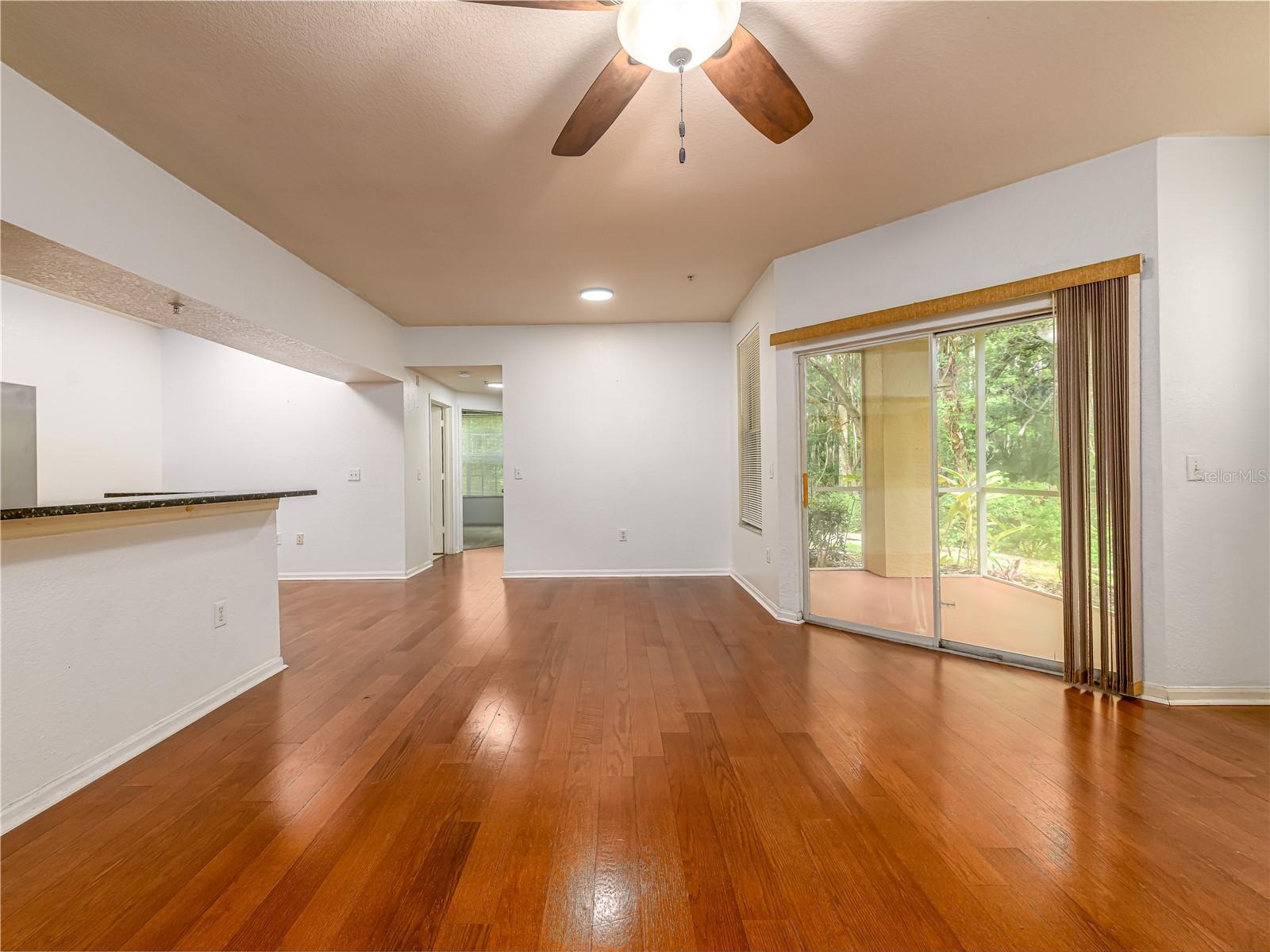 OXFORD PLACE AT TAMPA PALMS A - Residential