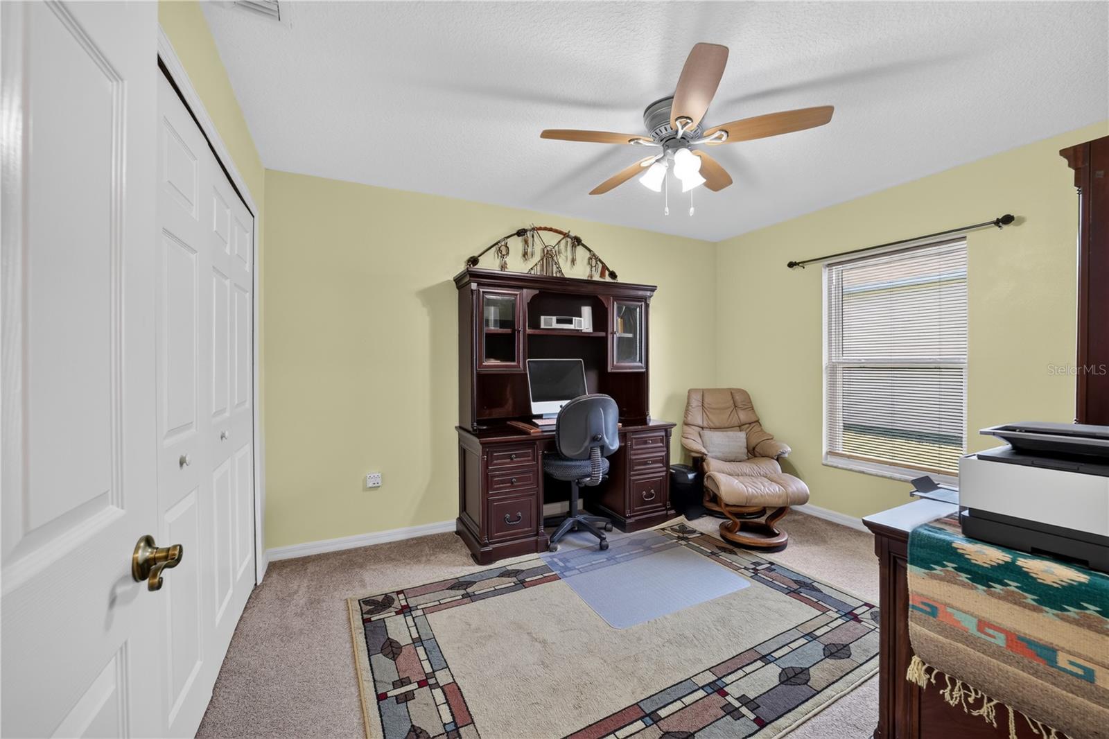 SUMMERGLEN - Residential
