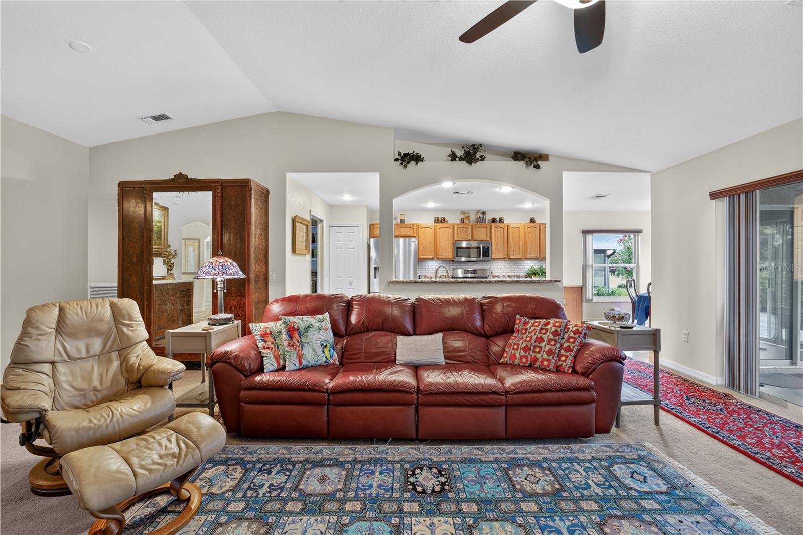 SUMMERGLEN - Residential