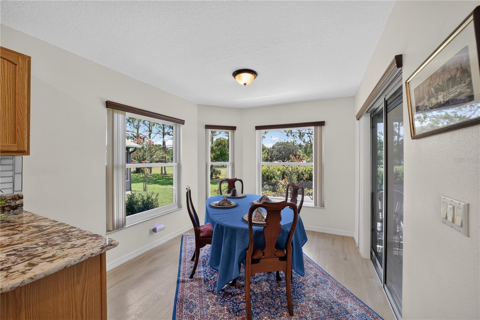 SUMMERGLEN - Residential