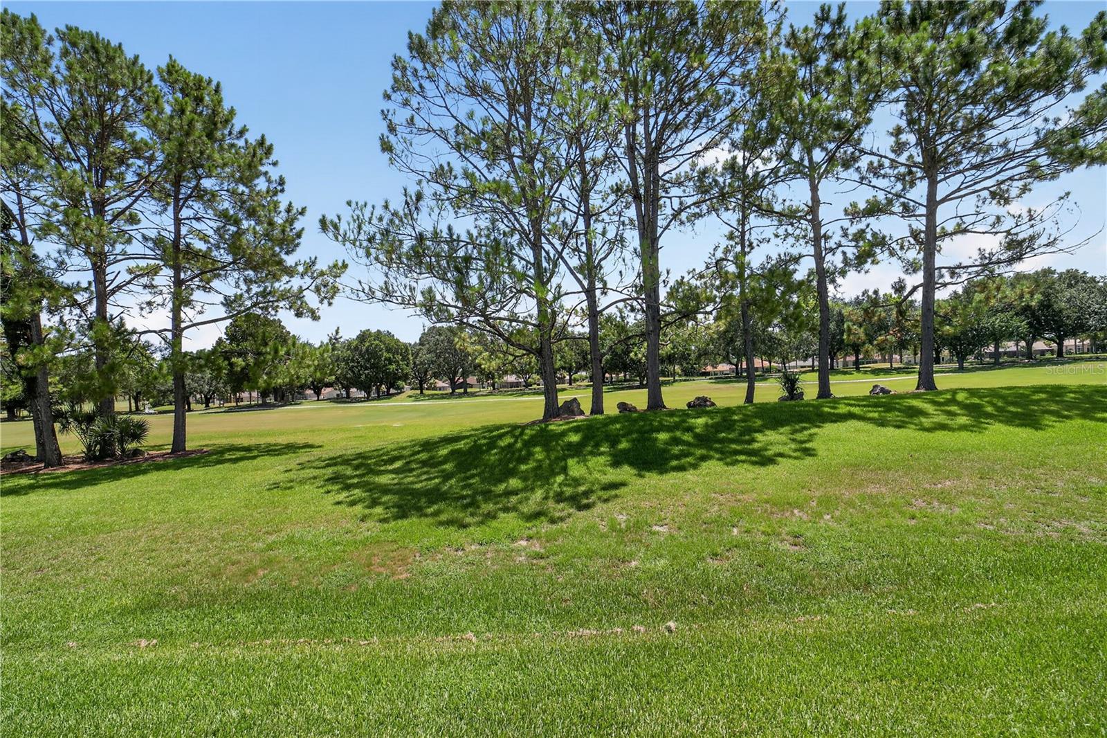 SUMMERGLEN - Residential