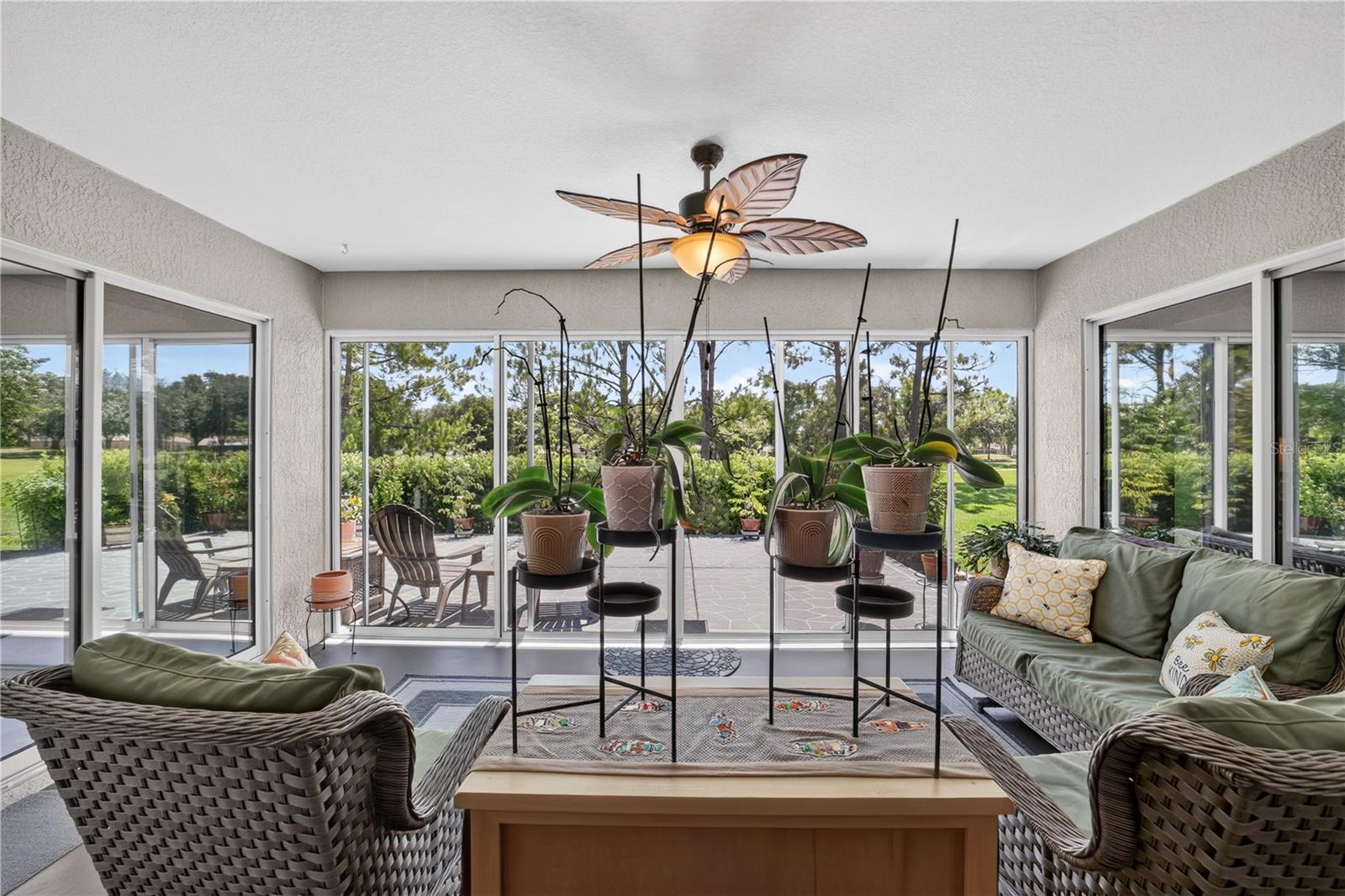 SUMMERGLEN - Residential