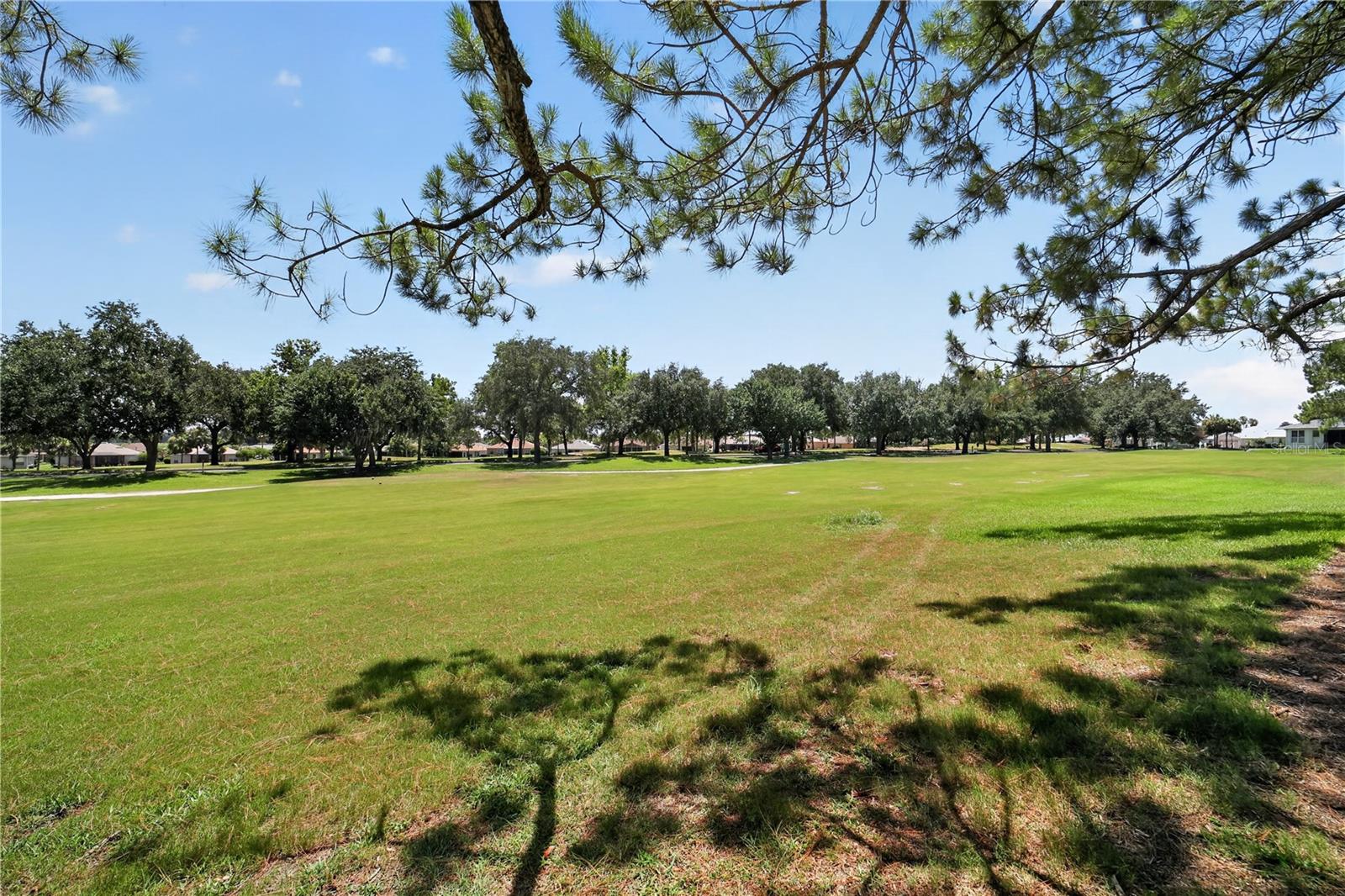 SUMMERGLEN - Residential