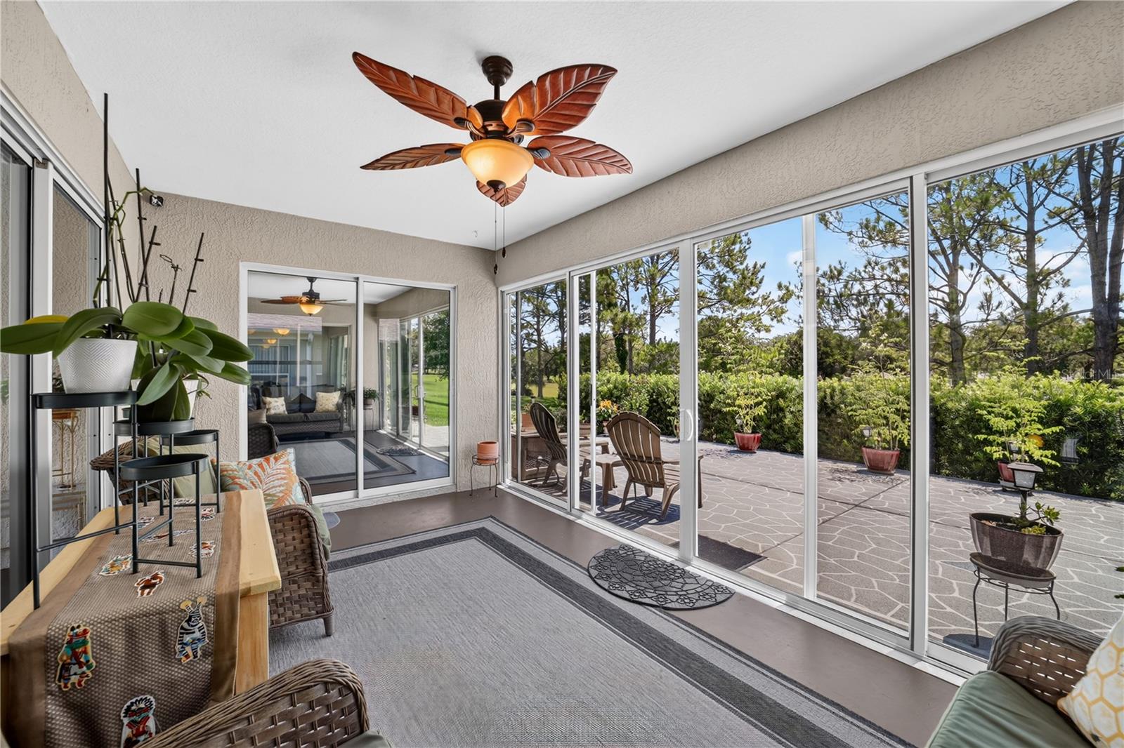 SUMMERGLEN - Residential