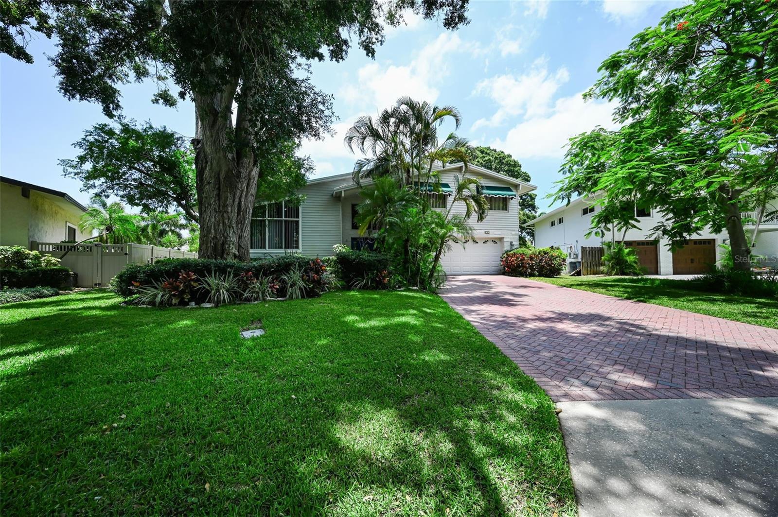 WHISPERING PINES FOREST 4TH ADD - Residential
