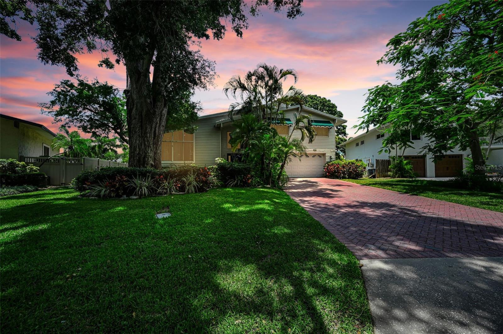 WHISPERING PINES FOREST 4TH ADD - Residential