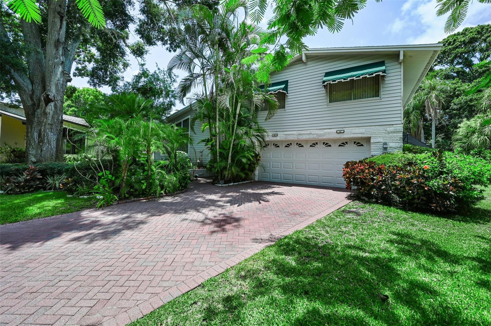 WHISPERING PINES FOREST 4TH ADD - Residential