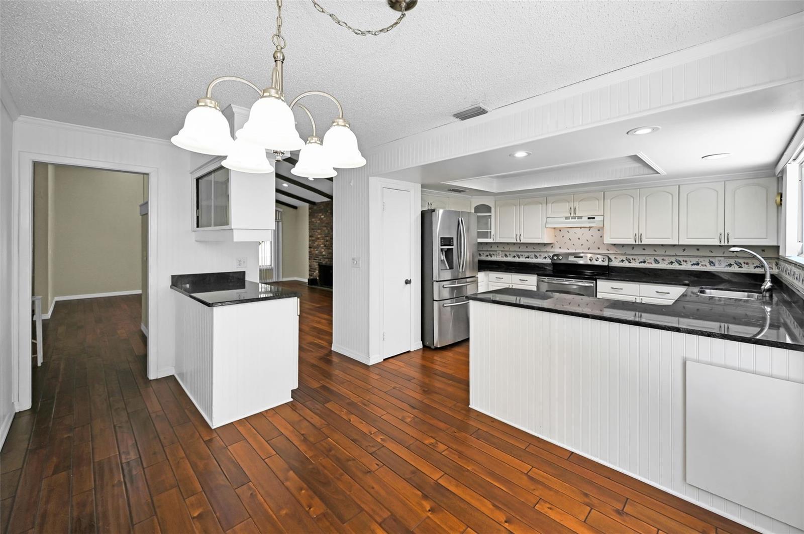 WHISPERING PINES FOREST 4TH ADD - Residential