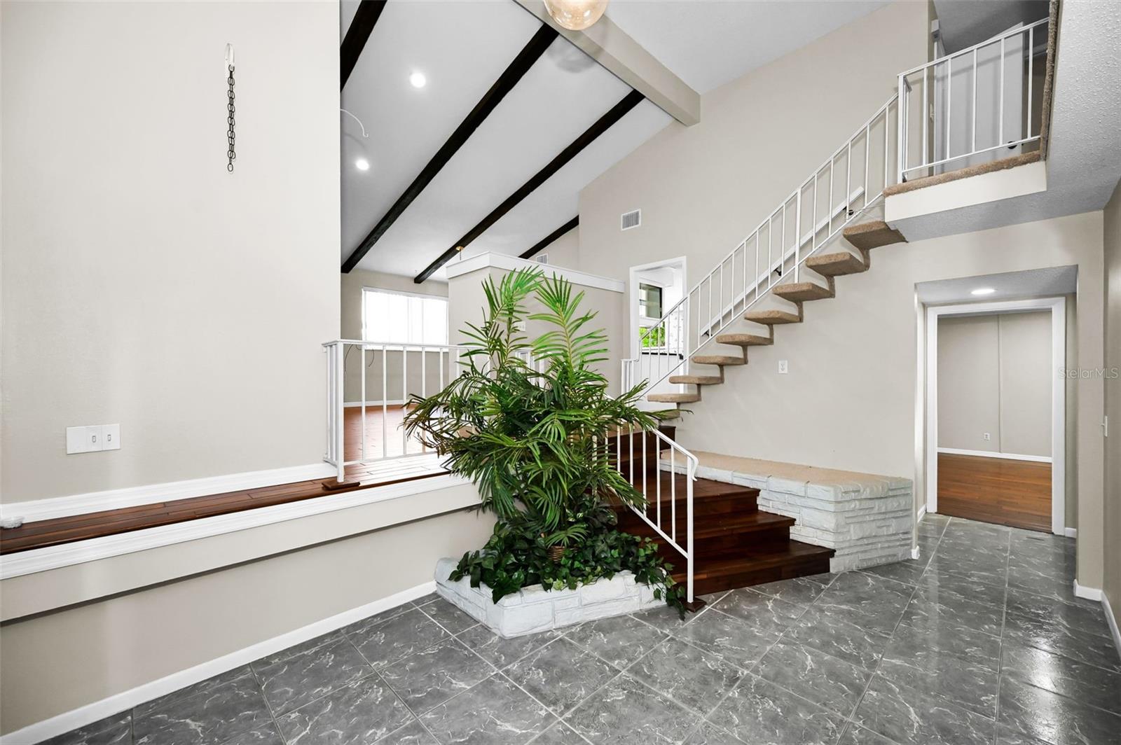 WHISPERING PINES FOREST 4TH ADD - Residential