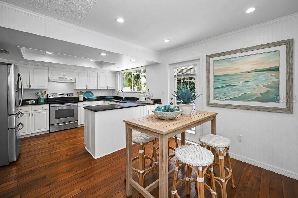 WHISPERING PINES FOREST 4TH ADD - Residential