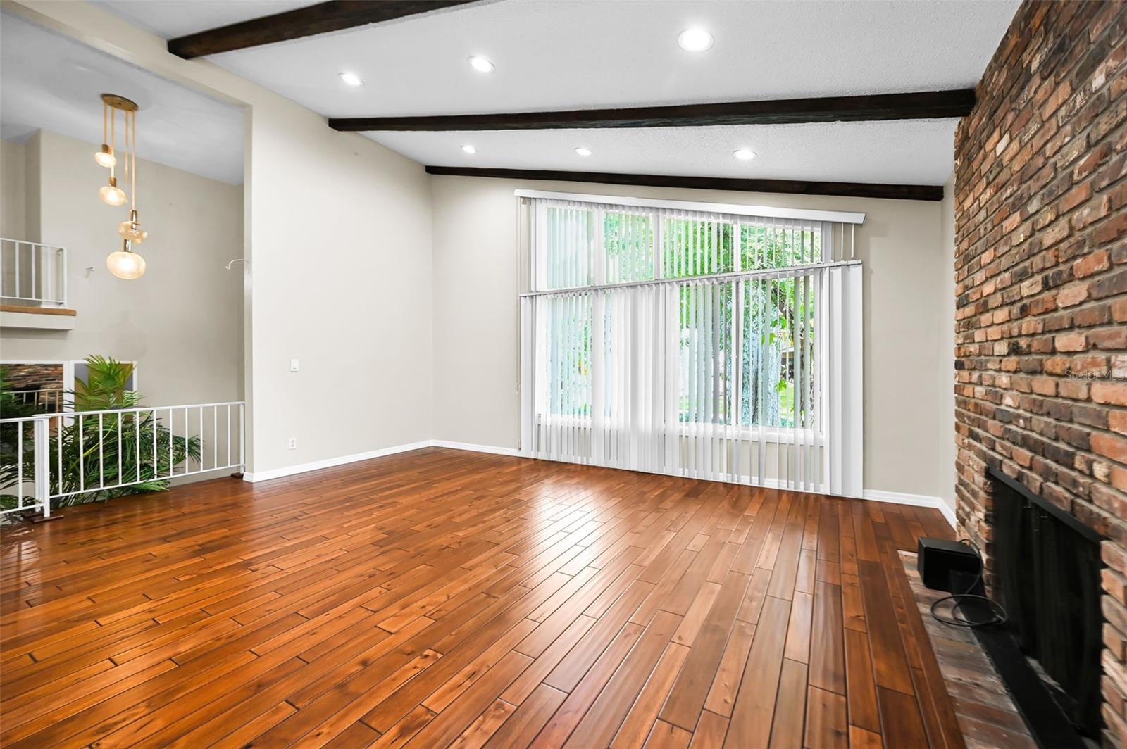 WHISPERING PINES FOREST 4TH ADD - Residential
